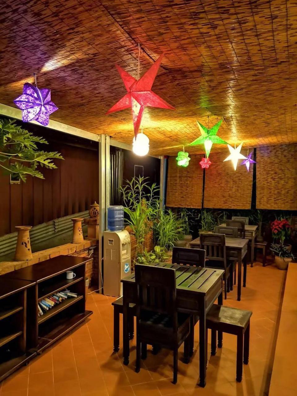 לואנג פרבאנג Dear Villa House מראה חיצוני תמונה