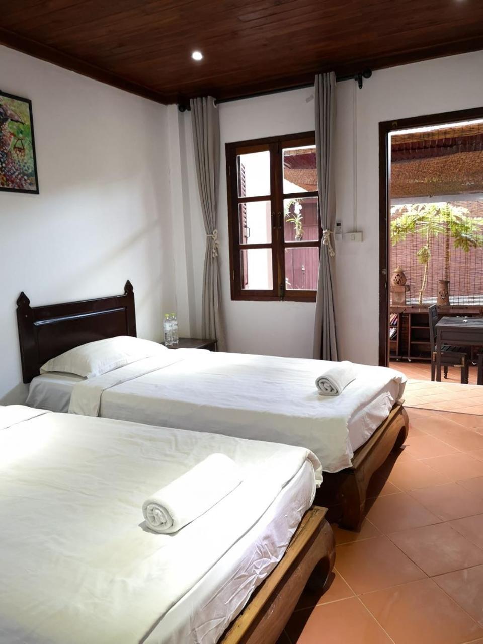 לואנג פרבאנג Dear Villa House מראה חיצוני תמונה